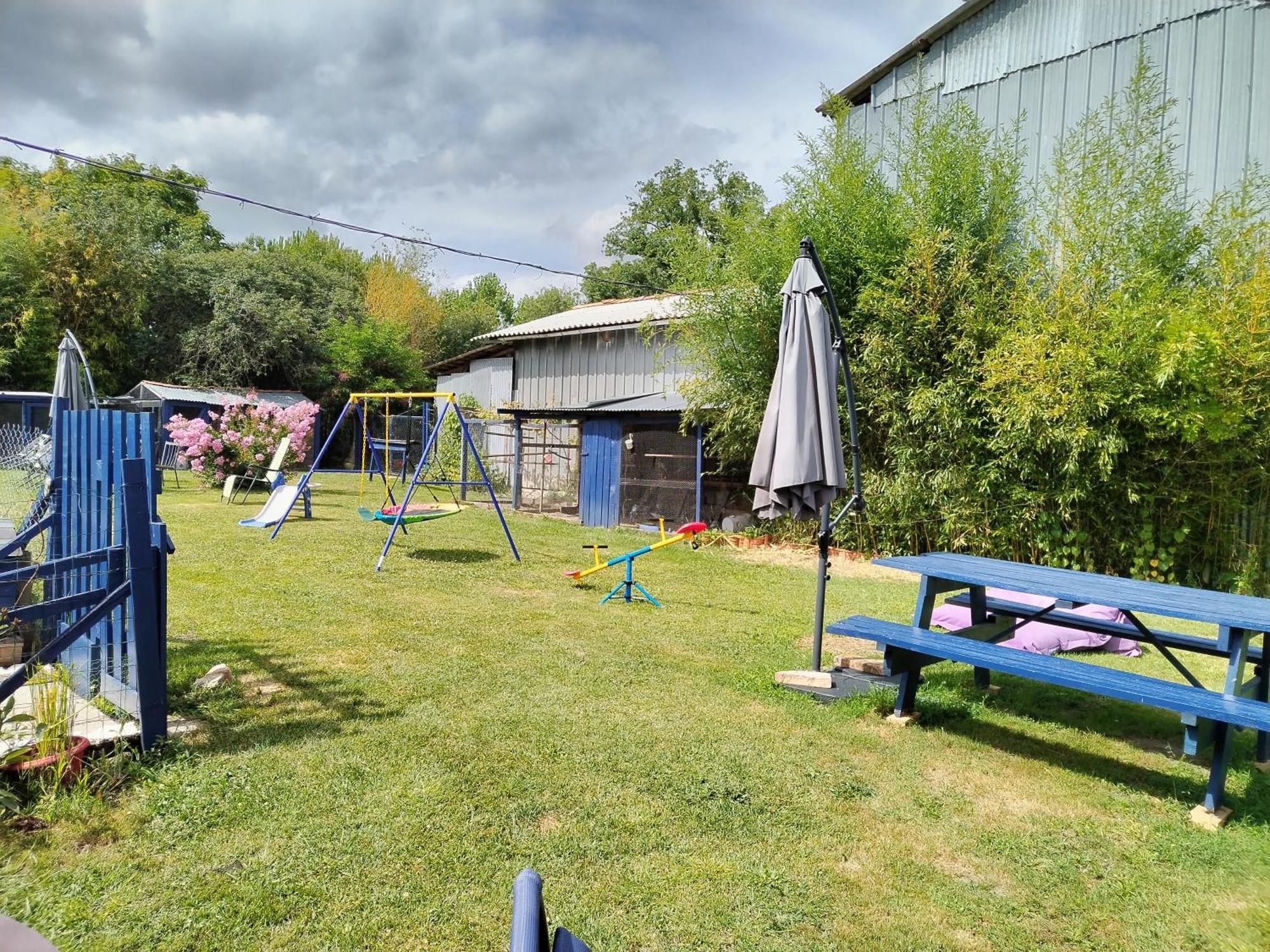 Appartement Gite Du Gardoir Boresse-et-Martron Bagian luar foto